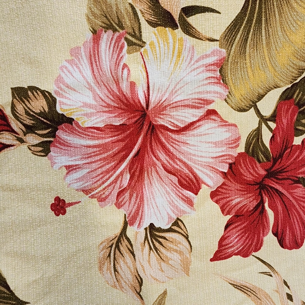 Tropical Floral Tablecloth - Picture 3 of 9